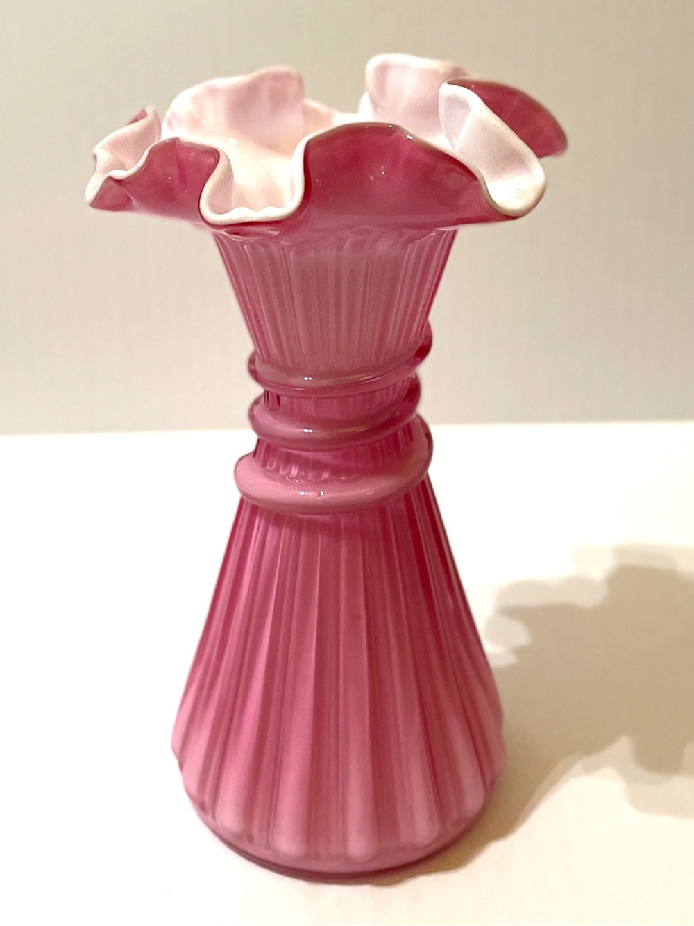 Fenton Wheat Stack Cornshock Vase Wild Rose Ruffled Rim Wheat Stack Ribbed Body - Picture 4 of 15